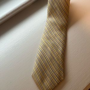 Vintage 100% Silk Hermes tie - great condition